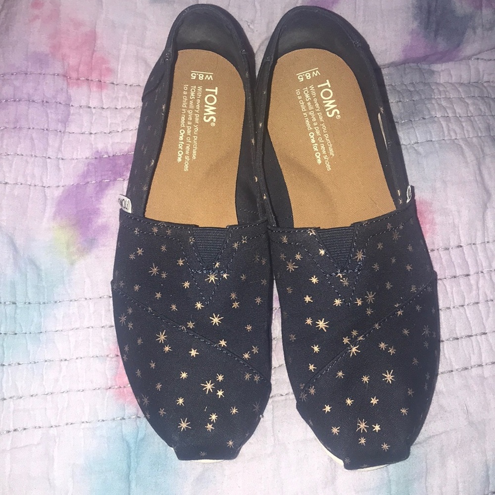 Toms Navy and Gold Star Shoes 8.5